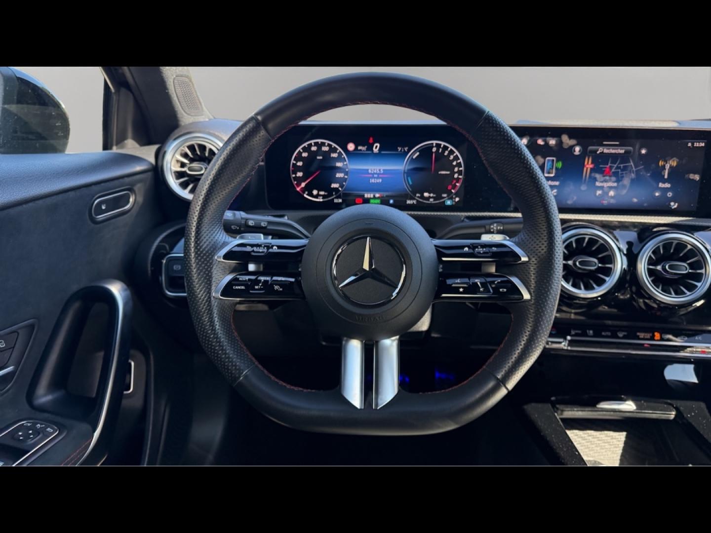 Image MERCEDES-BENZ Classe A 250 e hybride rechargeable 218ch AMG Line 8G-DCT