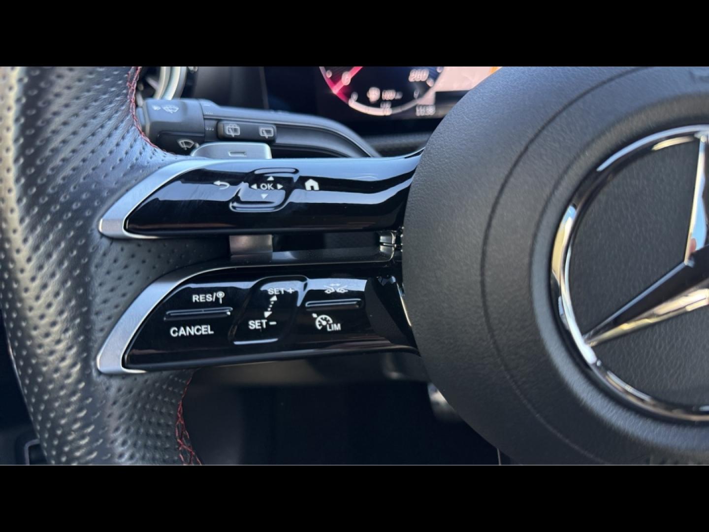 Image MERCEDES-BENZ Classe A 250 e hybride rechargeable 218ch AMG Line 8G-DCT