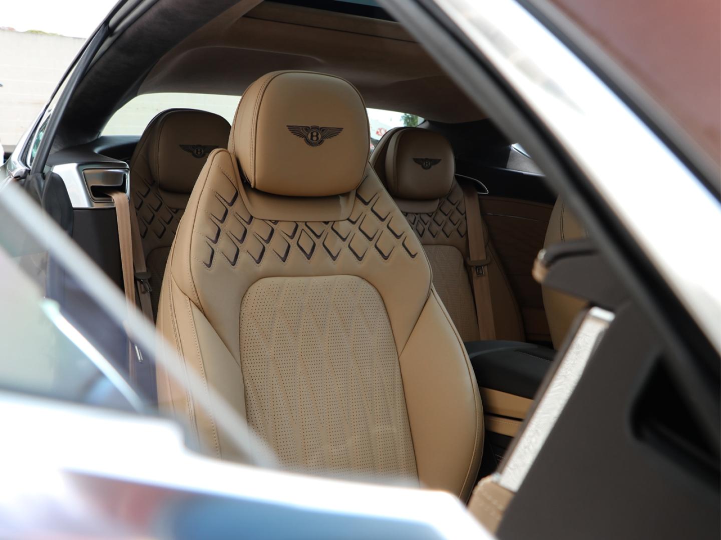 Image BENTLEY CONTINENTAL GT Azure V8 4.0 Hybrid 680ch