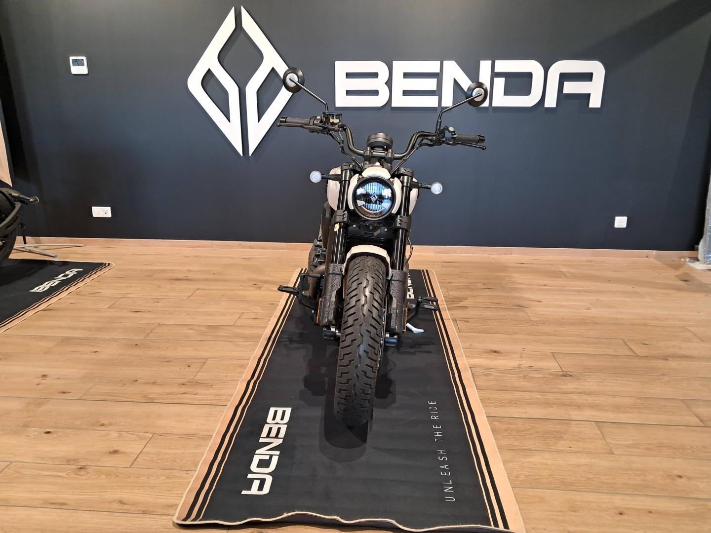 Image BENDA DARKFLAG Darkflag 500 v4