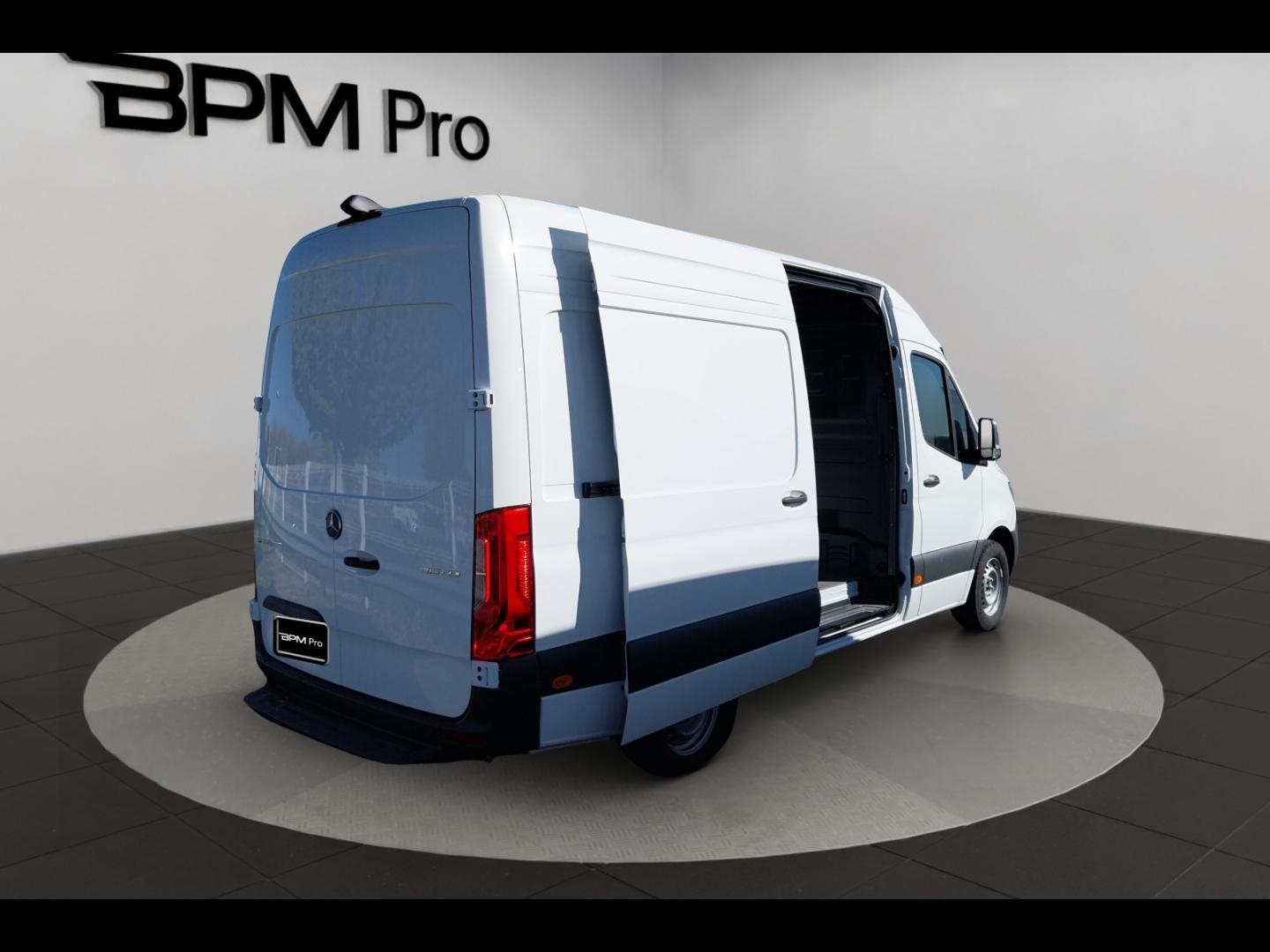 Image MERCEDES-BENZ Sprinter Fg 315 CDI 37 3T5 Pro 9G-Tronic ( 45000 HT )