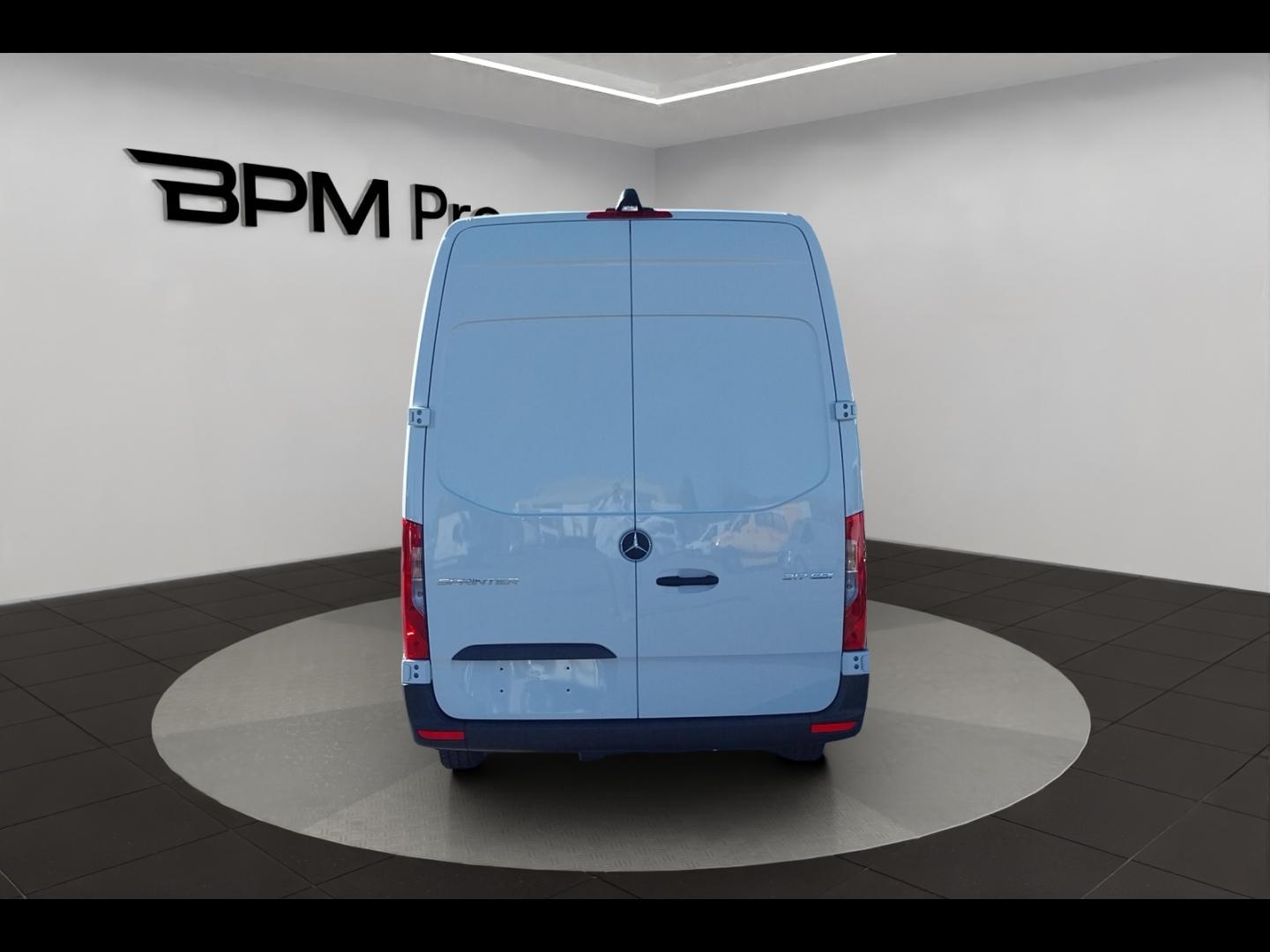 Image MERCEDES-BENZ Sprinter Fg 319 CDI 43 3T5 Pro 9G-Tronic ( 49000HT )