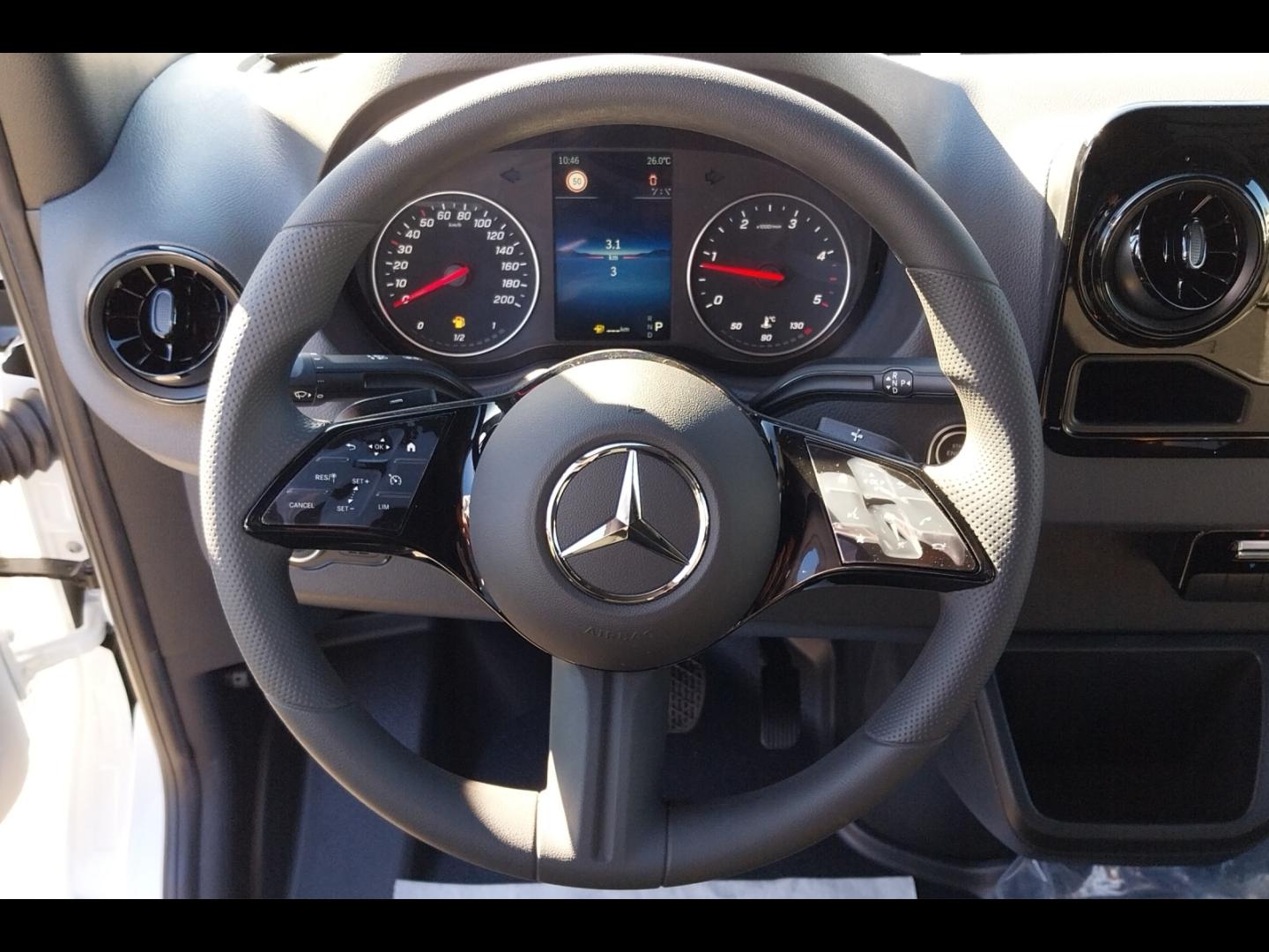 Image MERCEDES-BENZ Sprinter Fg 319 CDI 43 3T5 Pro 9G-Tronic ( 49000HT )