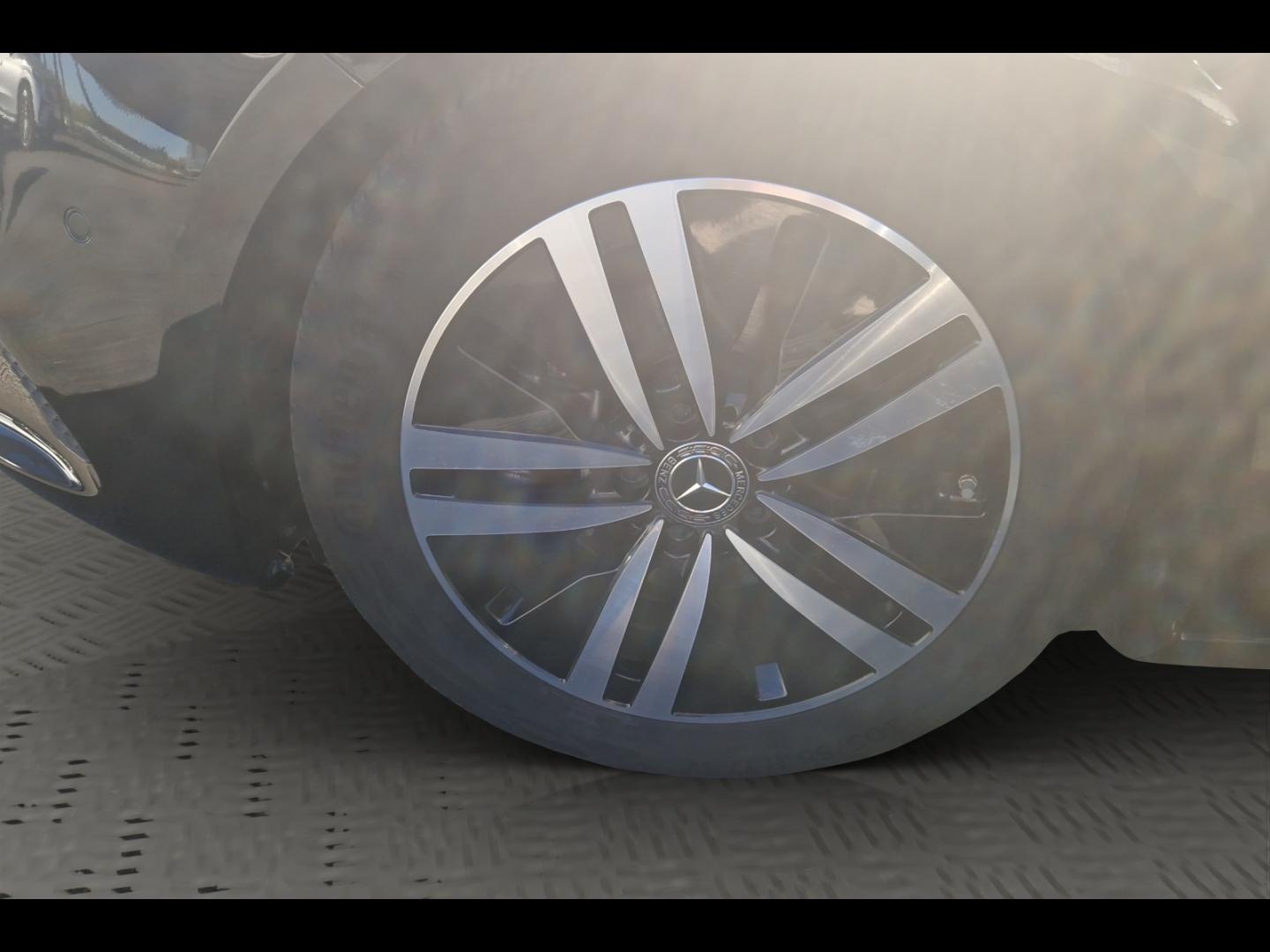 Image MERCEDES-BENZ Classe A 180 136ch Progressive Line 7G-DCT