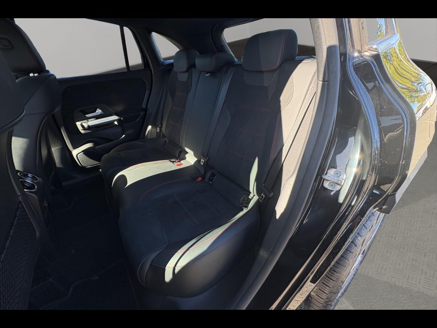 Image MERCEDES-BENZ GLA 200 d 150ch AMG Line 8G-DCT