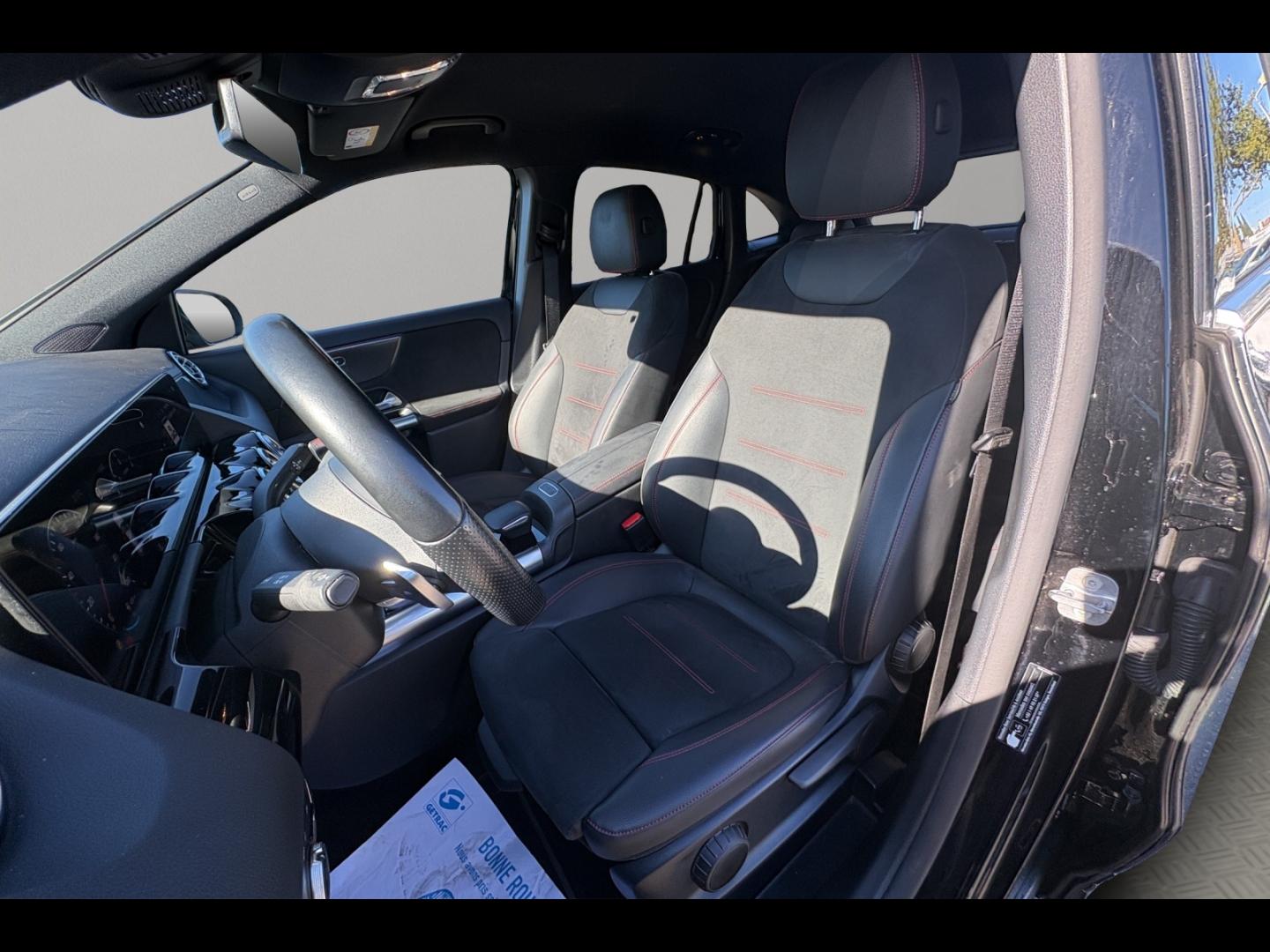Image MERCEDES-BENZ GLA 200 d 150ch AMG Line 8G-DCT