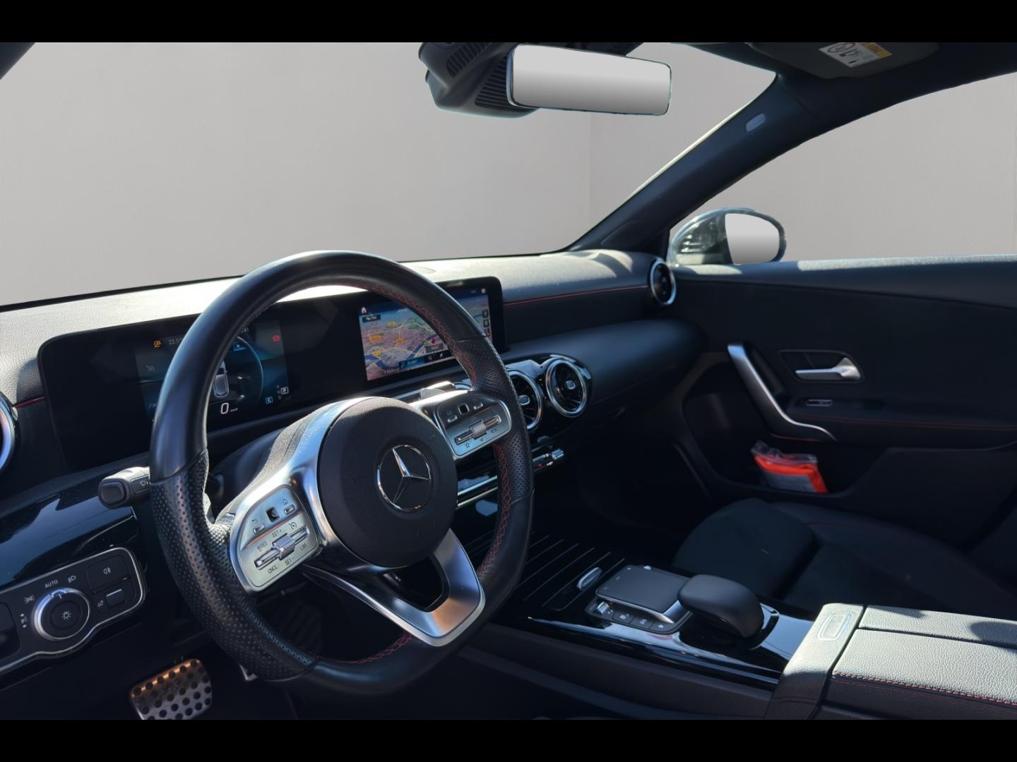 Image MERCEDES-BENZ Classe A 180 136ch Style Line 7G-DCT