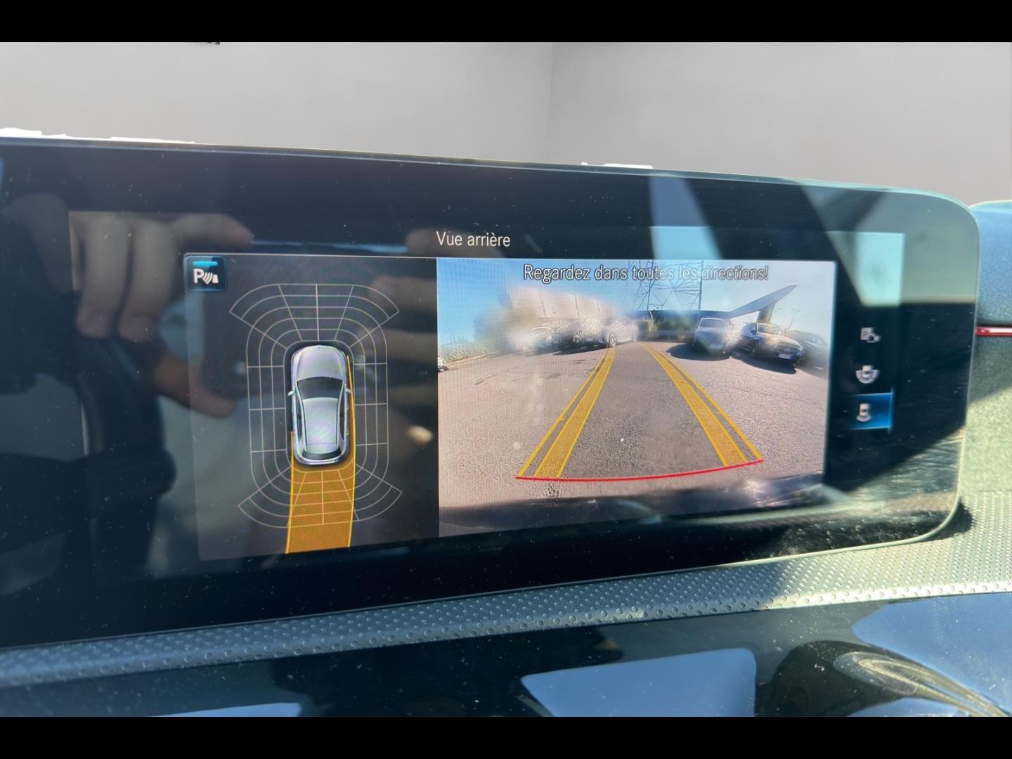 Image MERCEDES-BENZ Classe A 180 136ch Style Line 7G-DCT