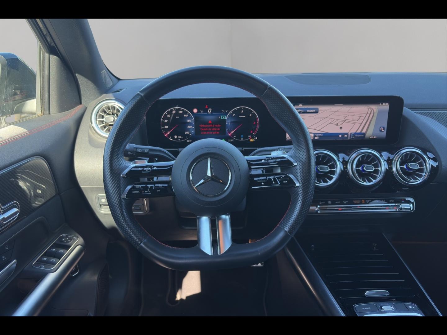 Image MERCEDES-BENZ GLA 200 d 150ch AMG Line 8G-DCT