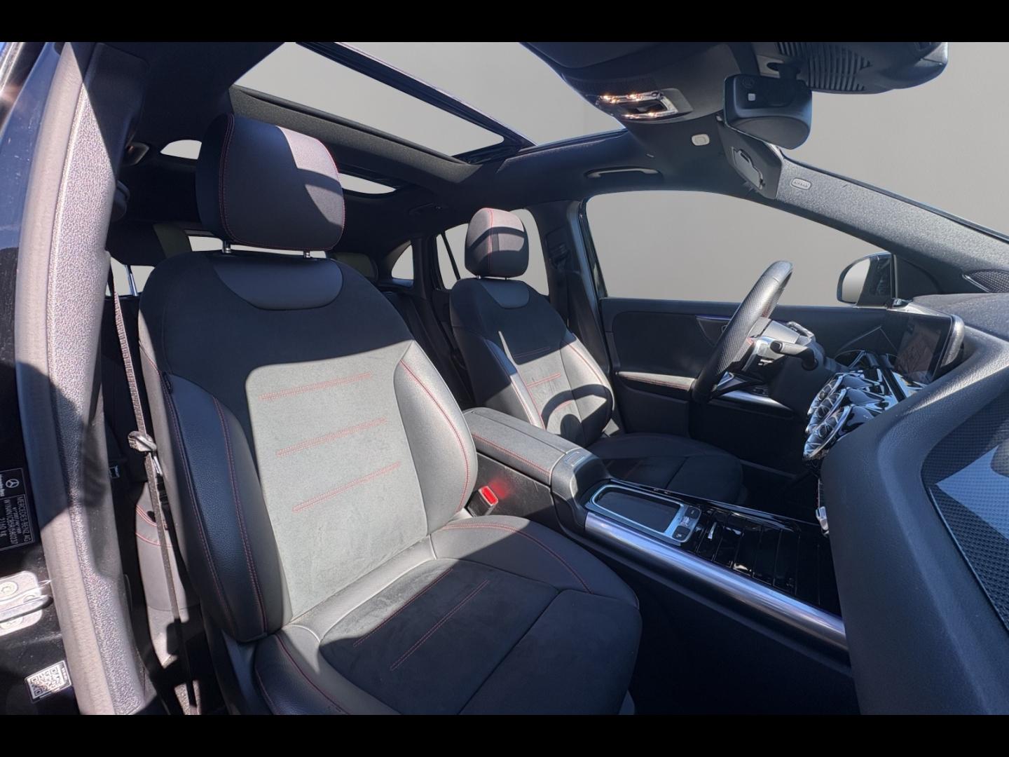 Image MERCEDES-BENZ GLA 200 d 150ch AMG Line 8G-DCT