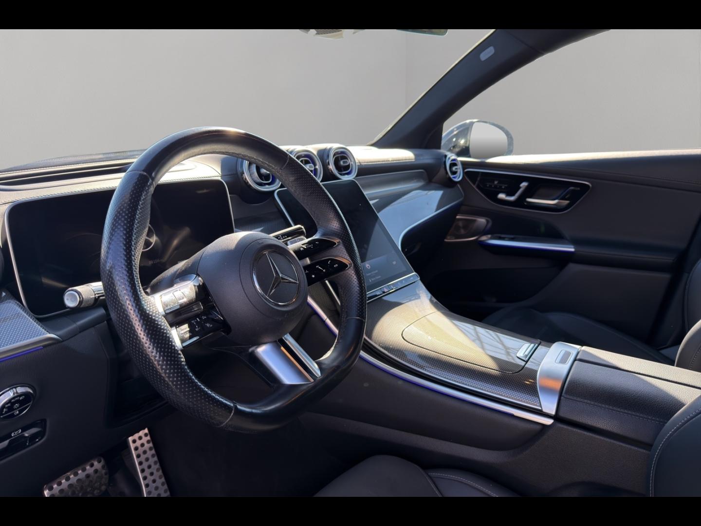 Image MERCEDES-BENZ GLC 220 d 197ch AMG Line 4Matic 9G-Tronic