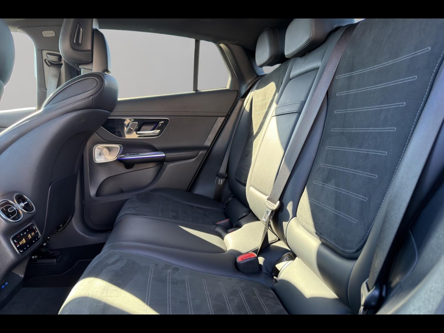 Image MERCEDES-BENZ GLC 220 d 197ch AMG Line 4Matic 9G-Tronic