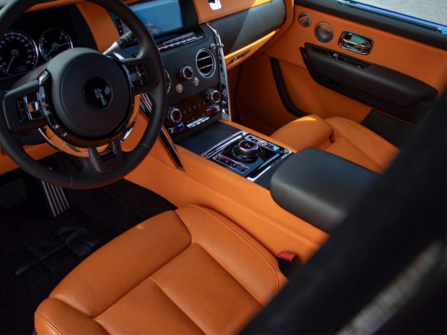 Image ROLLS-ROYCE Cullinan V12 6.75 Bi-Turbo 600ch Black Badge