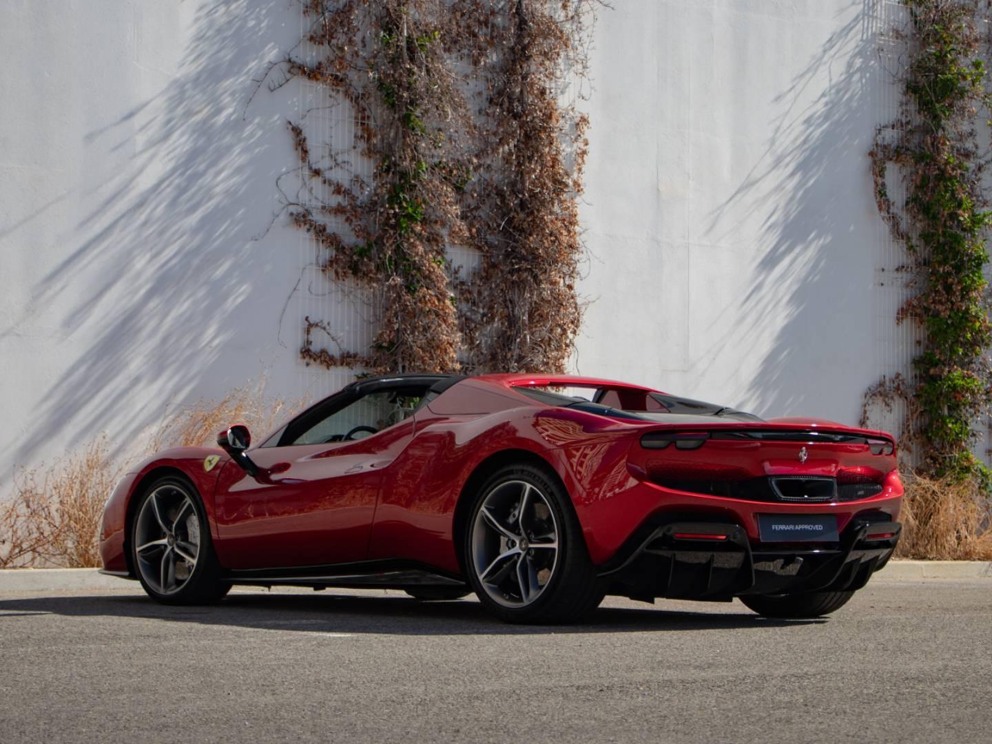 Image FERRARI 296 GTS Spider
