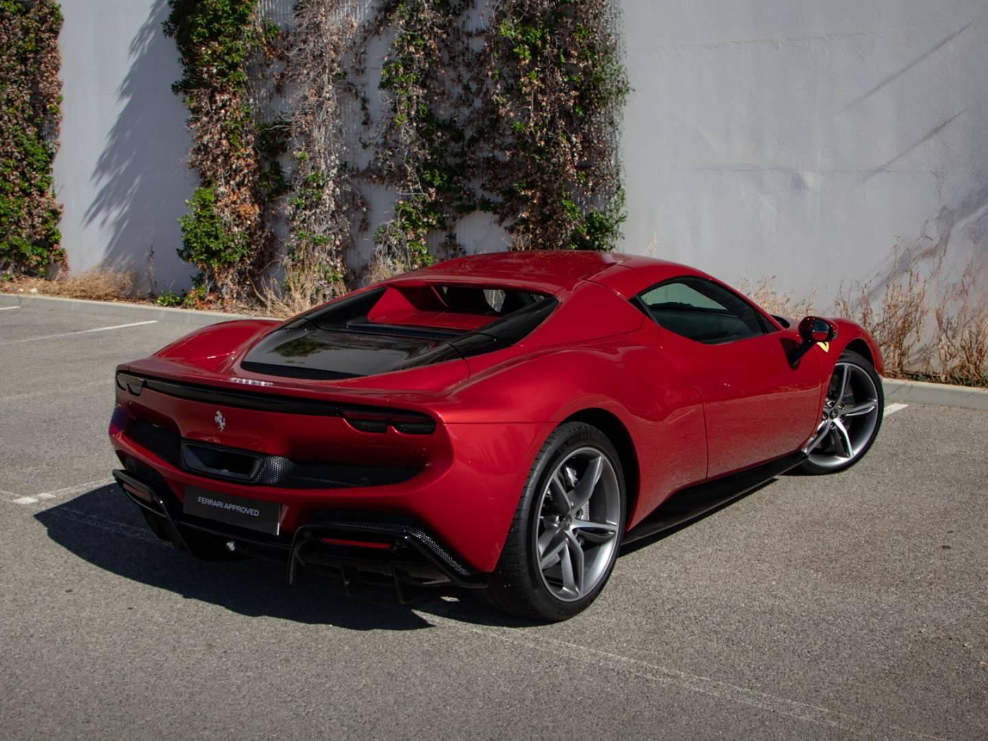 Image FERRARI 296 GTS Spider