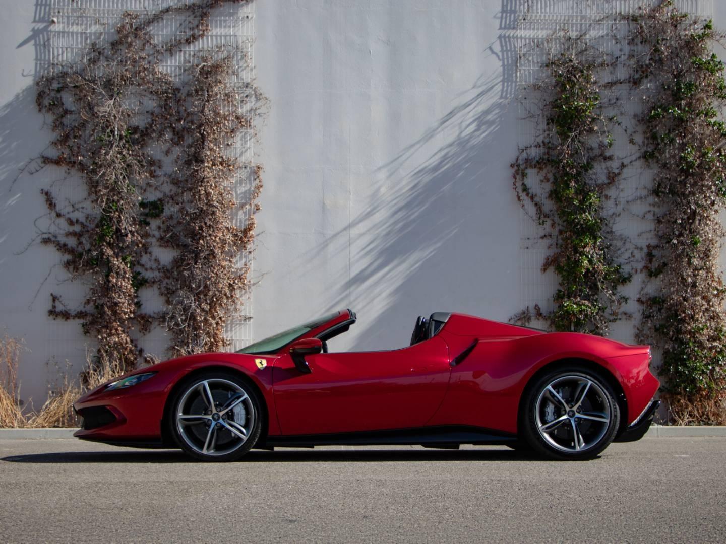 Image FERRARI 296 GTS Spider