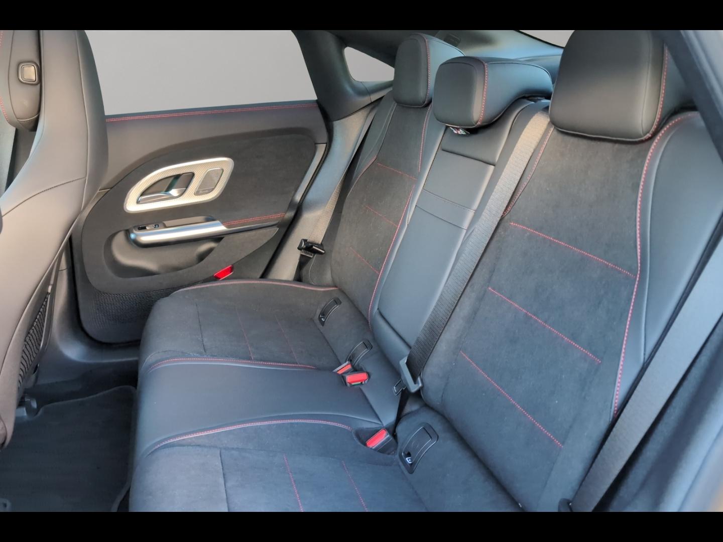 Image MERCEDES-BENZ CLA 250+ EQ 272ch AMG Line