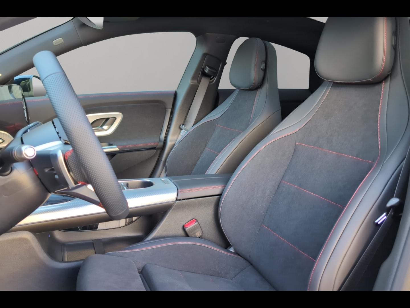 Image MERCEDES-BENZ CLA 250+ EQ 272ch AMG Line