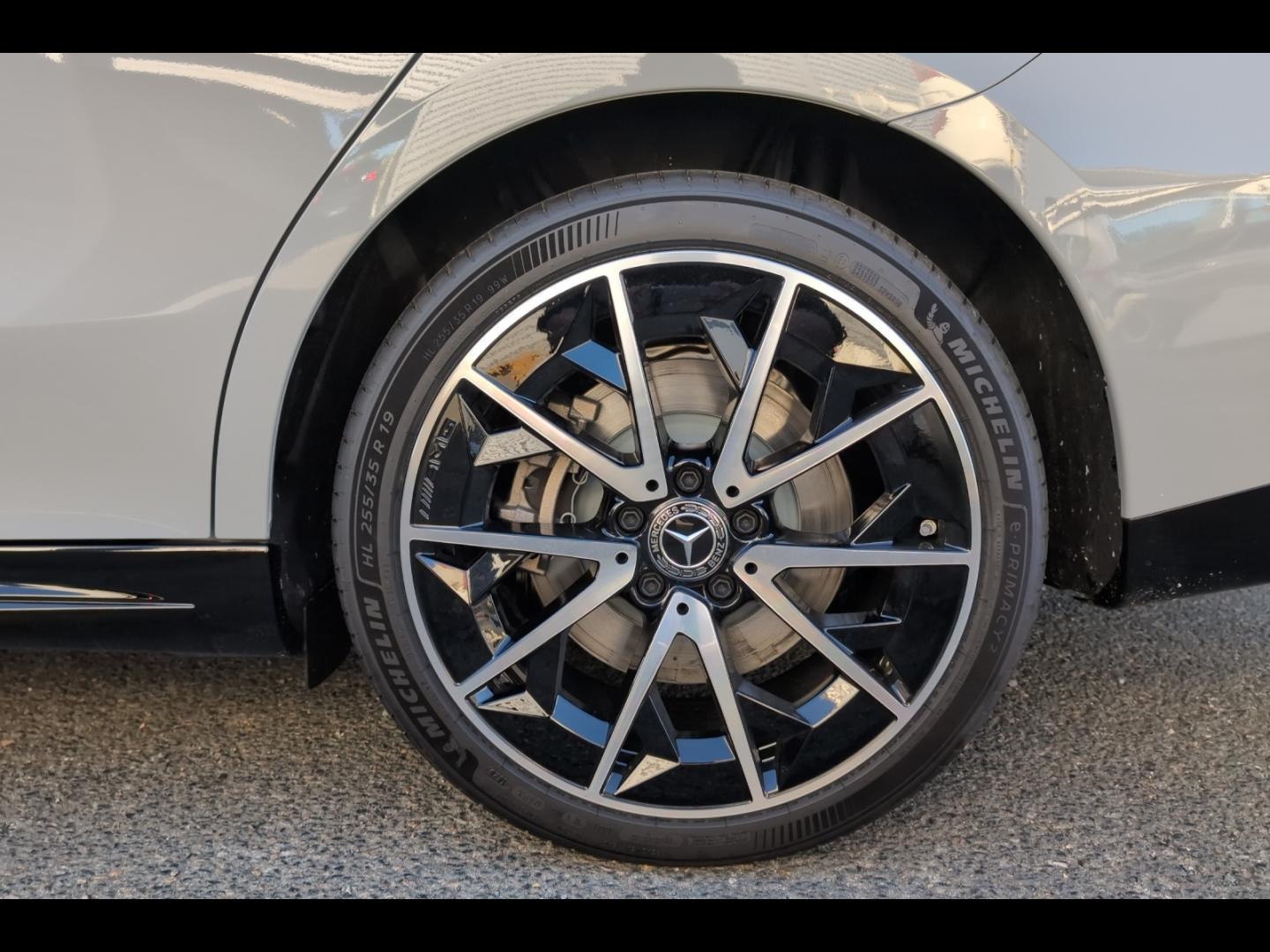 Image MERCEDES-BENZ CLA 250+ EQ 272ch AMG Line