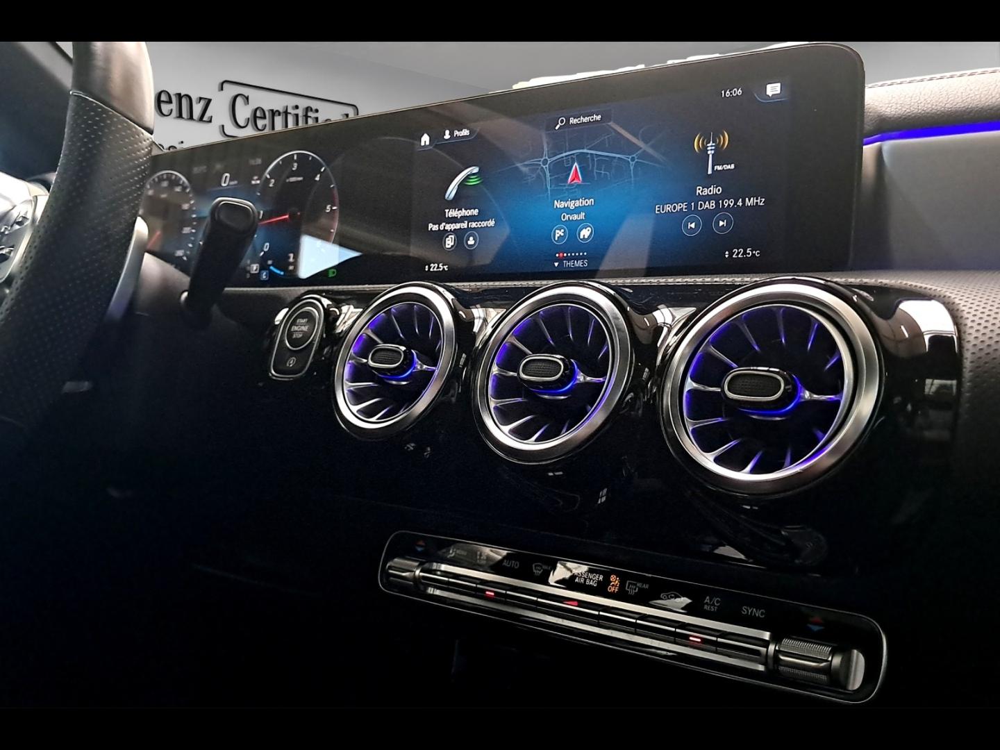 Image MERCEDES-BENZ CLA 200 d 150ch AMG Line 8G-DCT 8cv