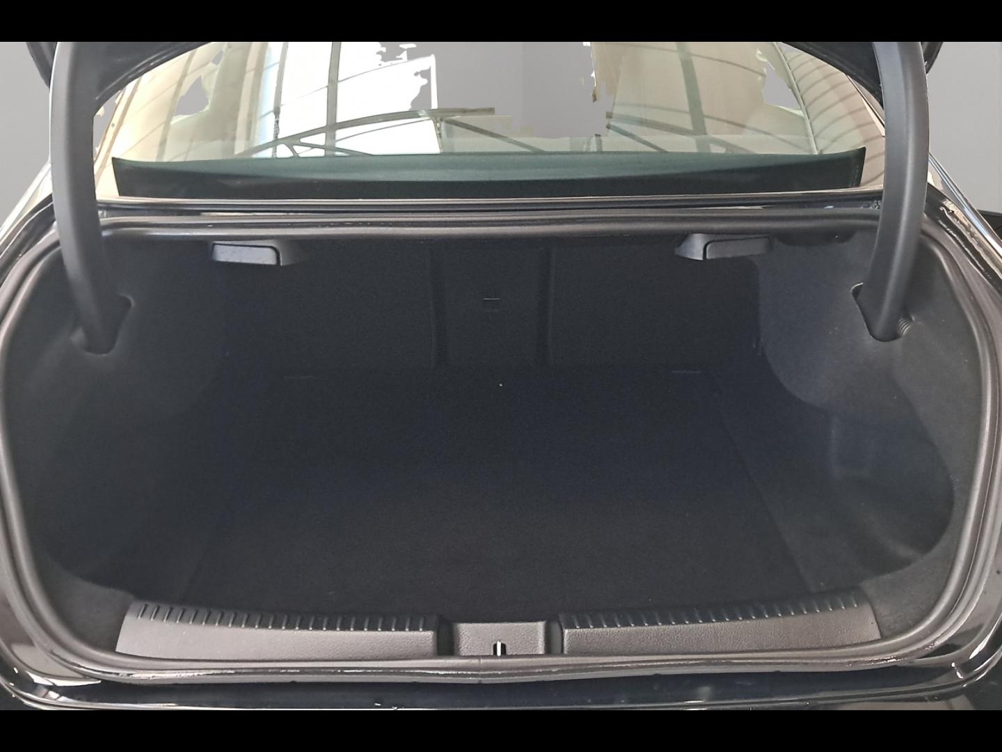 Image MERCEDES-BENZ CLA 200 d 150ch AMG Line 8G-DCT 8cv