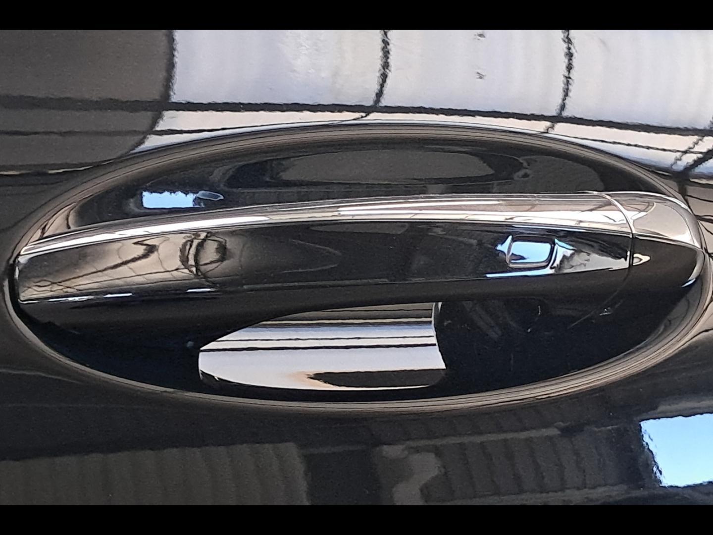 Image MERCEDES-BENZ CLA 200 d 150ch AMG Line 8G-DCT 8cv