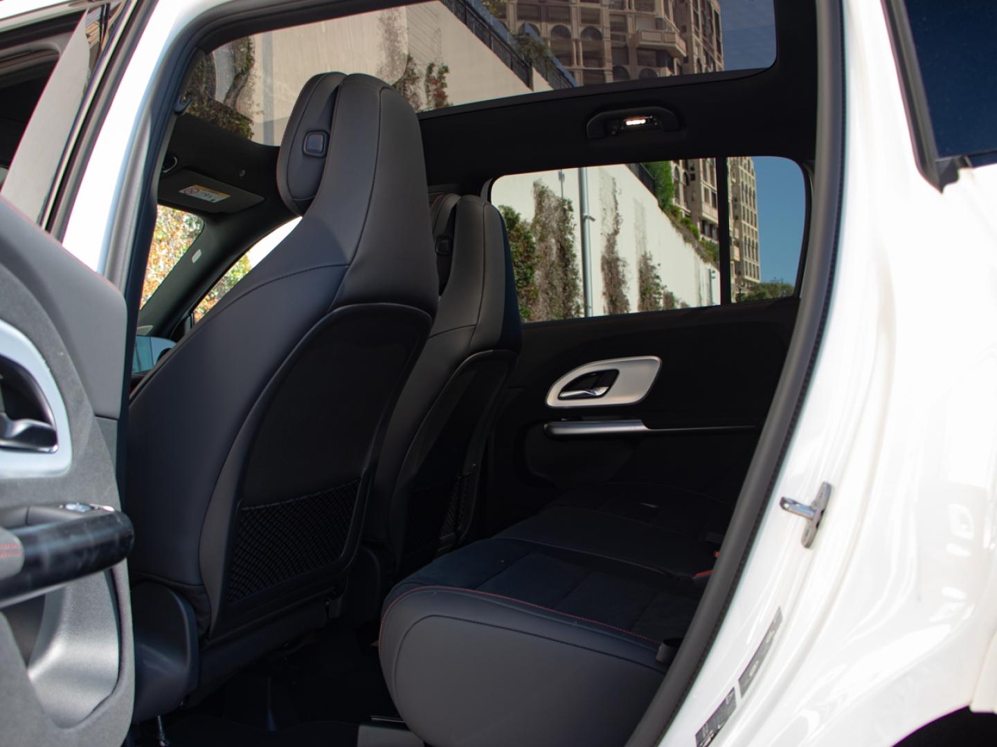 Image MERCEDES-BENZ GLB 220 190+30ch AMG Line 4Matic 8G-eDCT
