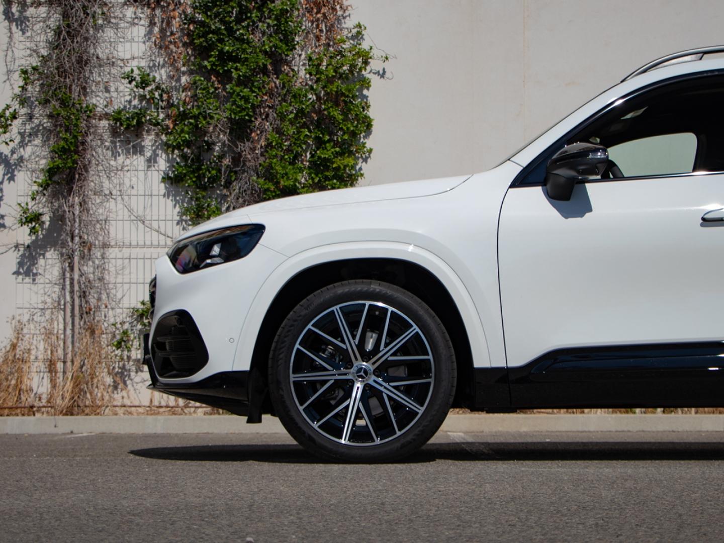 Image MERCEDES-BENZ GLB 220 190+30ch AMG Line 4Matic 8G-eDCT