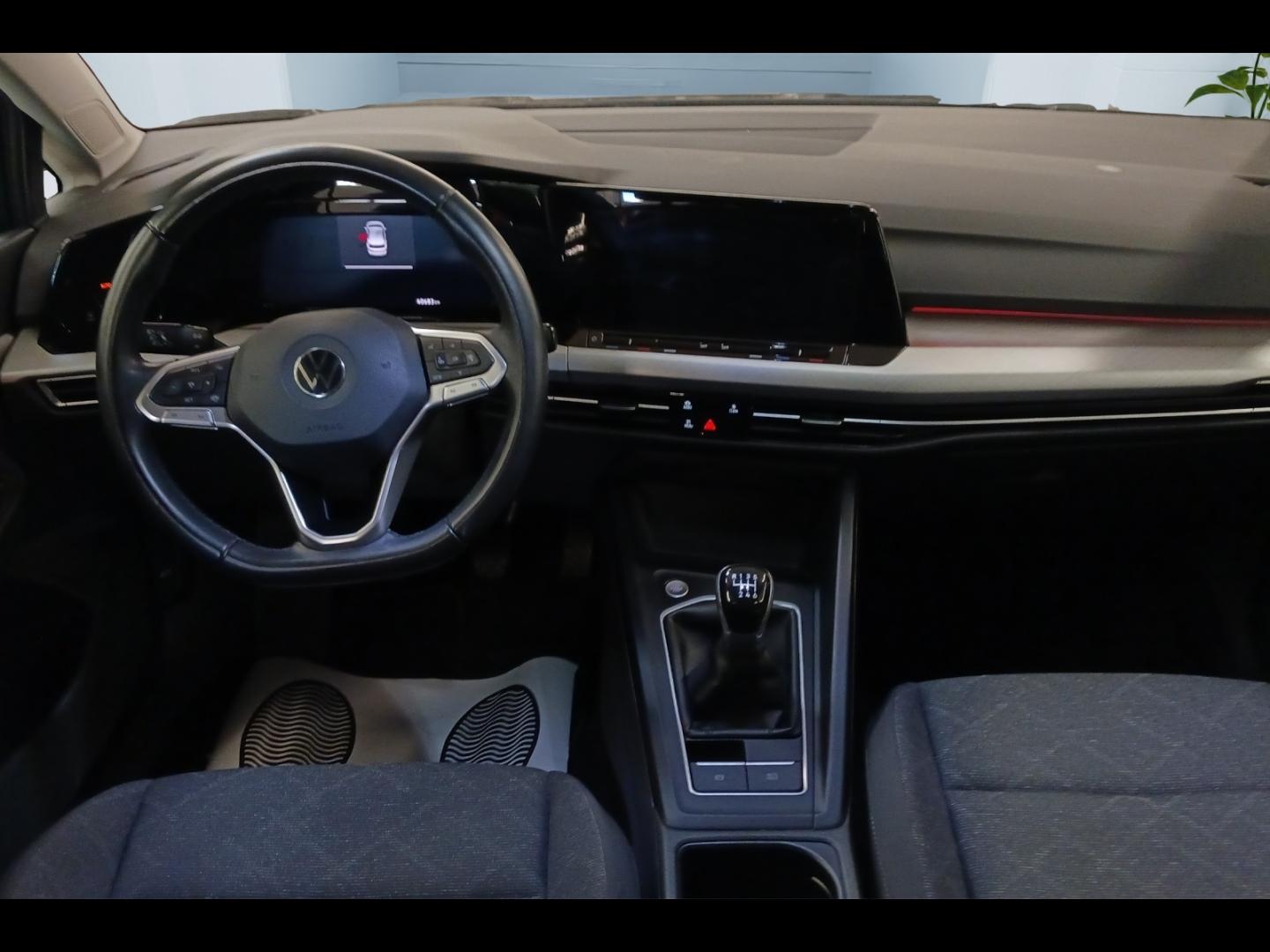 Image VOLKSWAGEN Golf 1.0 TSI OPF 110ch Life Business