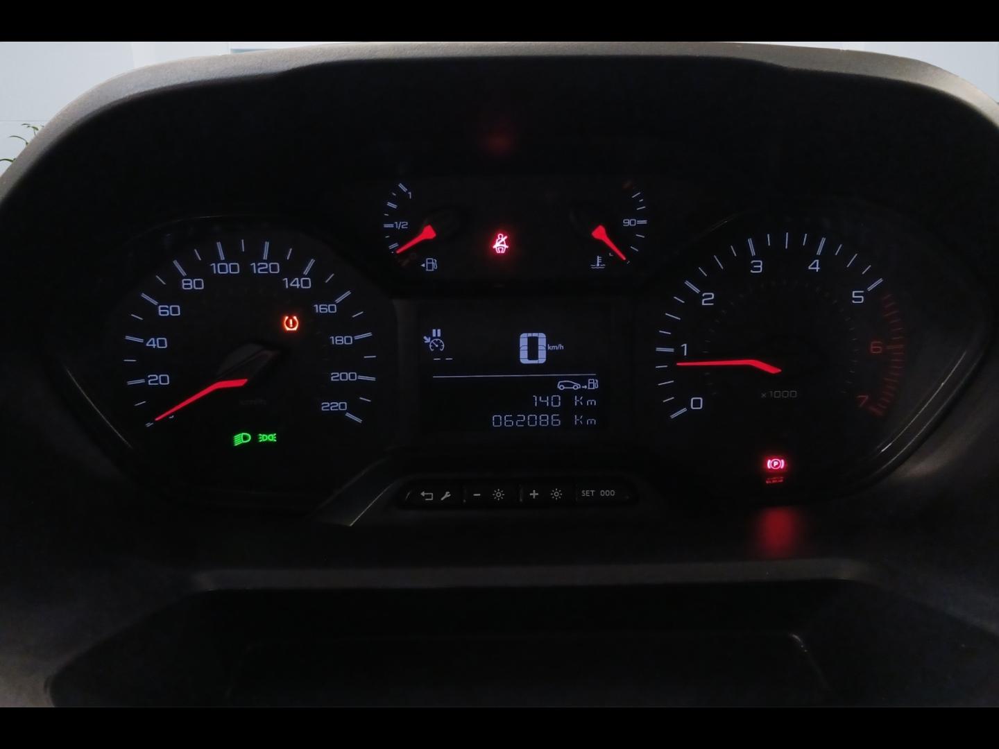 Image PEUGEOT Partner Standard 650kg BlueHDi 100ch S&S BVM5 Premium