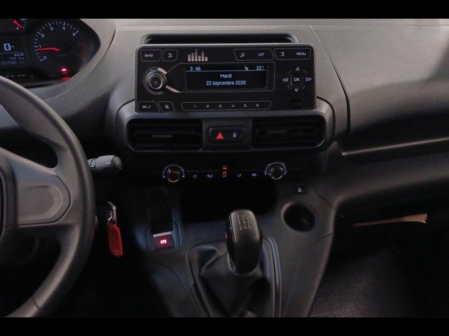 Image PEUGEOT Partner Standard 650kg BlueHDi 100ch S&S BVM5 Premium