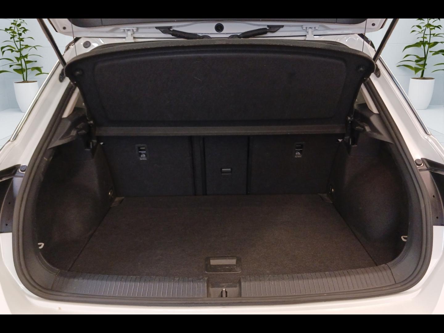 Image VOLKSWAGEN T-Roc 1.0 TSI 110ch Lounge