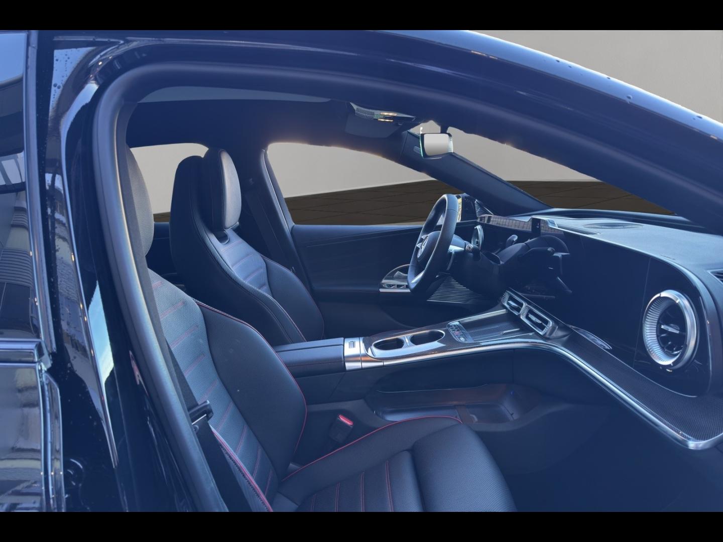 Image MERCEDES-BENZ Classe C 400 489ch 94,5kWh AMG Line 4Matic