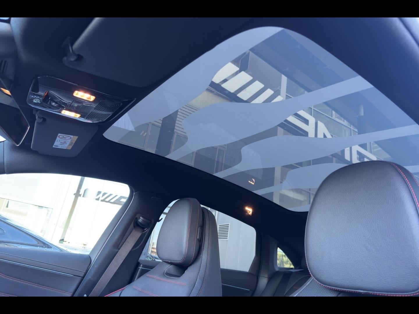 Image MERCEDES-BENZ Classe C 400 489ch 94,5kWh AMG Line 4Matic