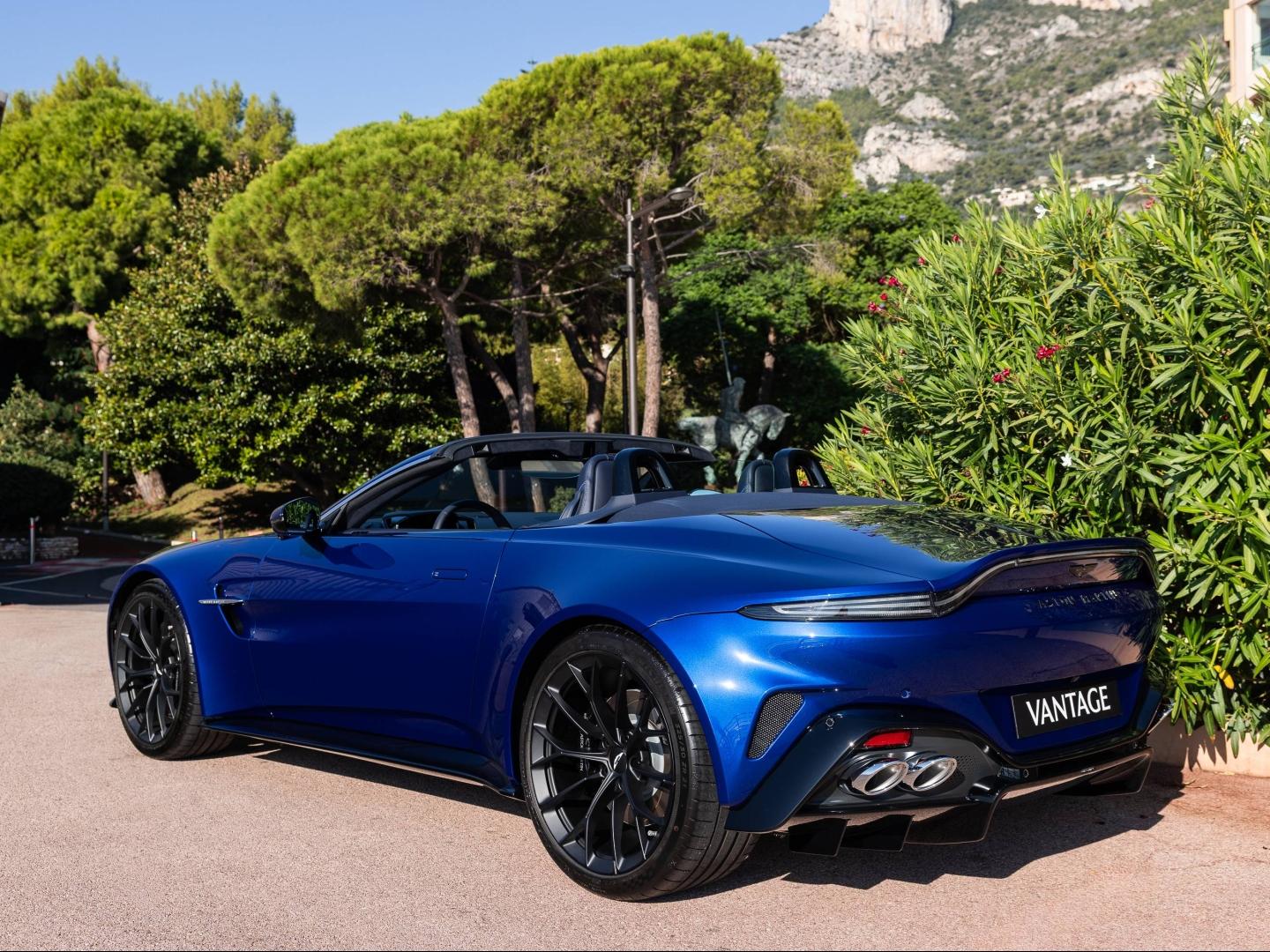 Image ASTON MARTIN VANTAGE ROADSTER ROADSTER