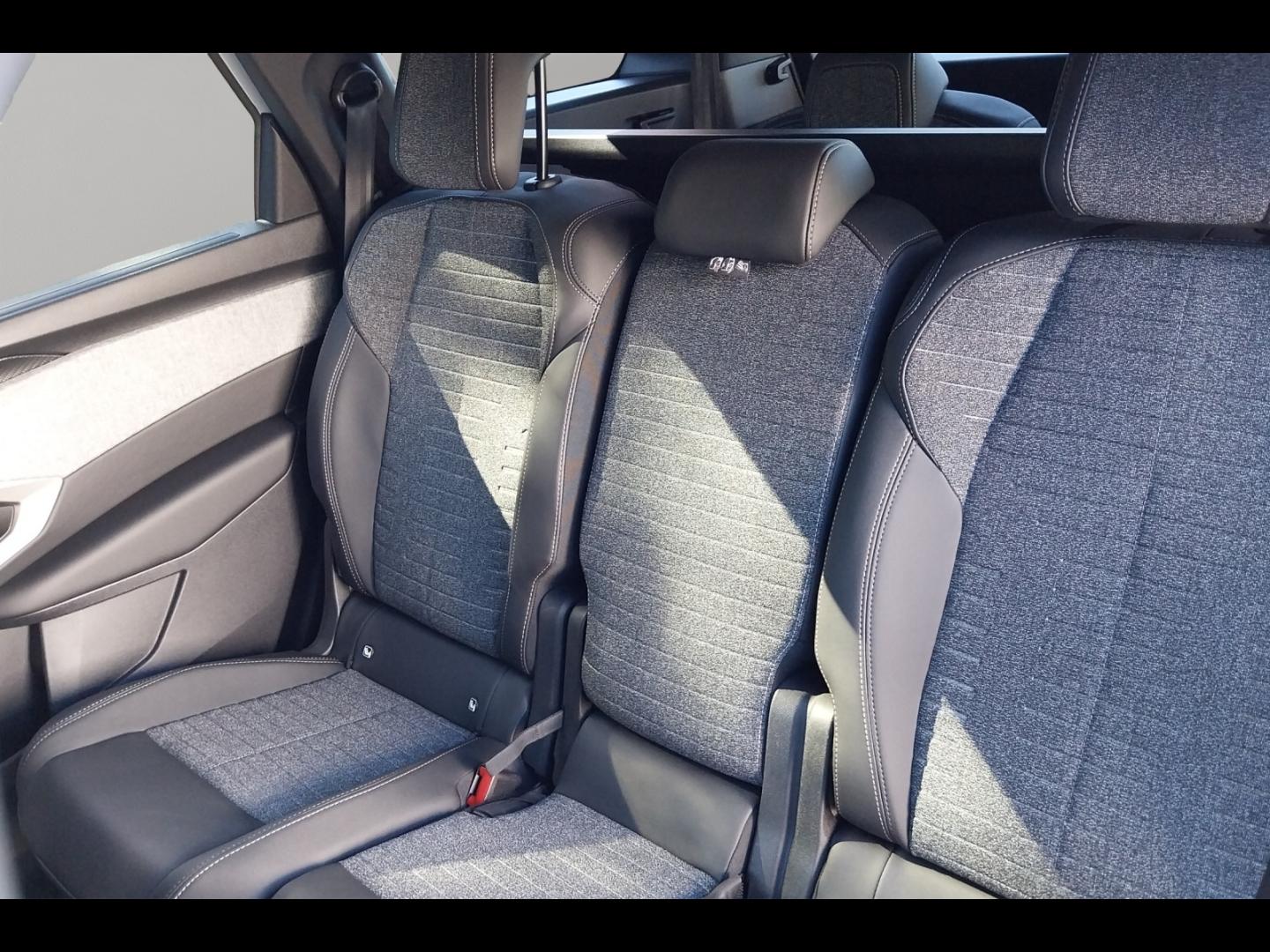 Image PEUGEOT 5008 Hybrid 145ch Allure e-DCS6