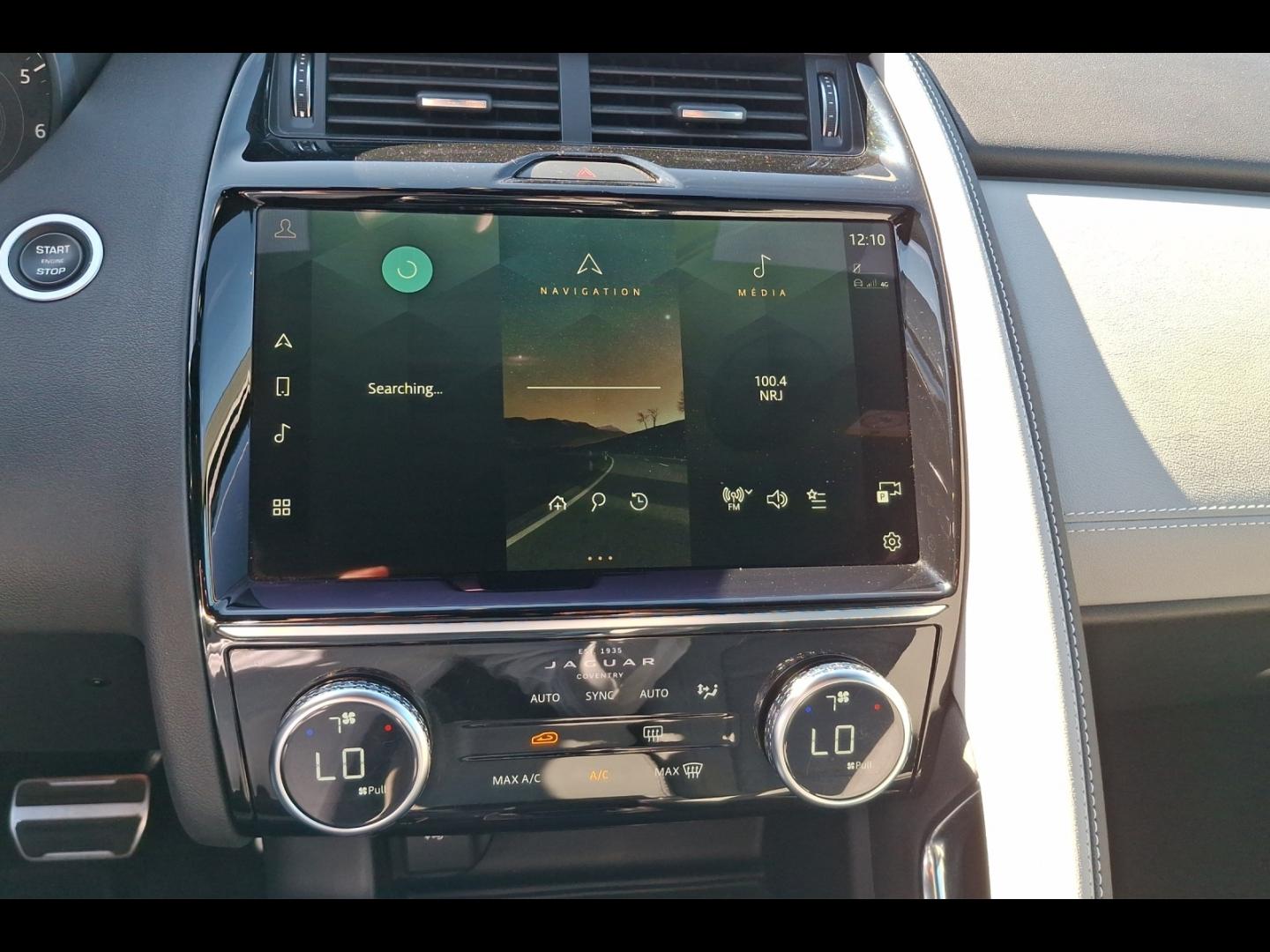 Image JAGUAR E-Pace P200 FlexFuel MHEV R-Dynamic SE BVA AWD