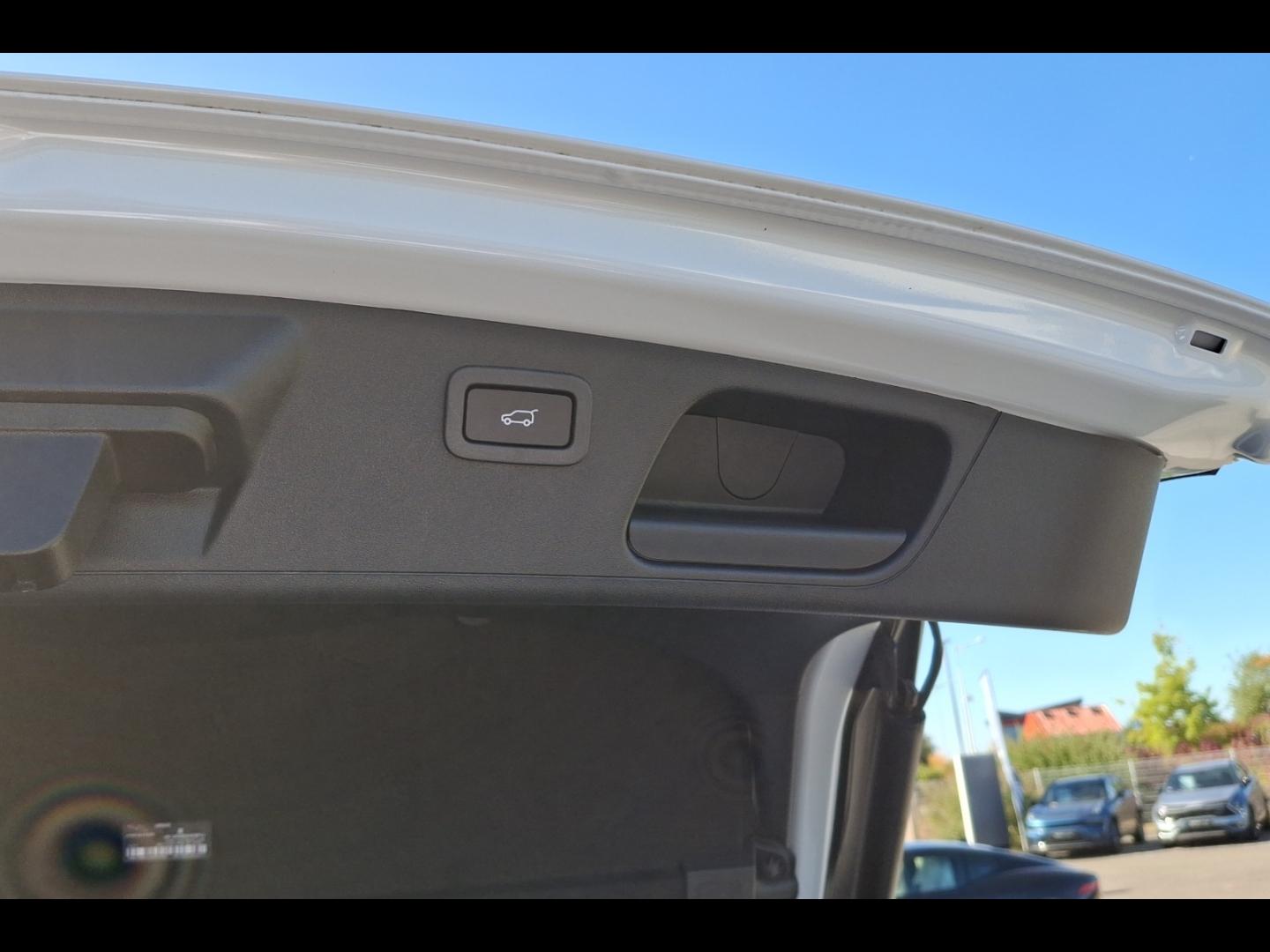 Image JAGUAR E-Pace P200 FlexFuel MHEV R-Dynamic SE BVA AWD