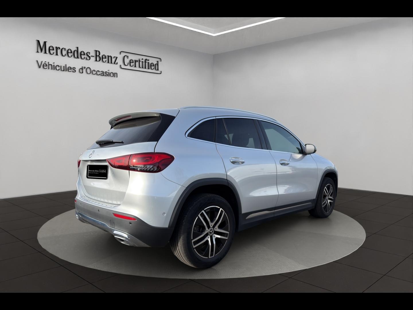 Image MERCEDES-BENZ GLA 200 d 150ch Progressive Line 8G-DCT