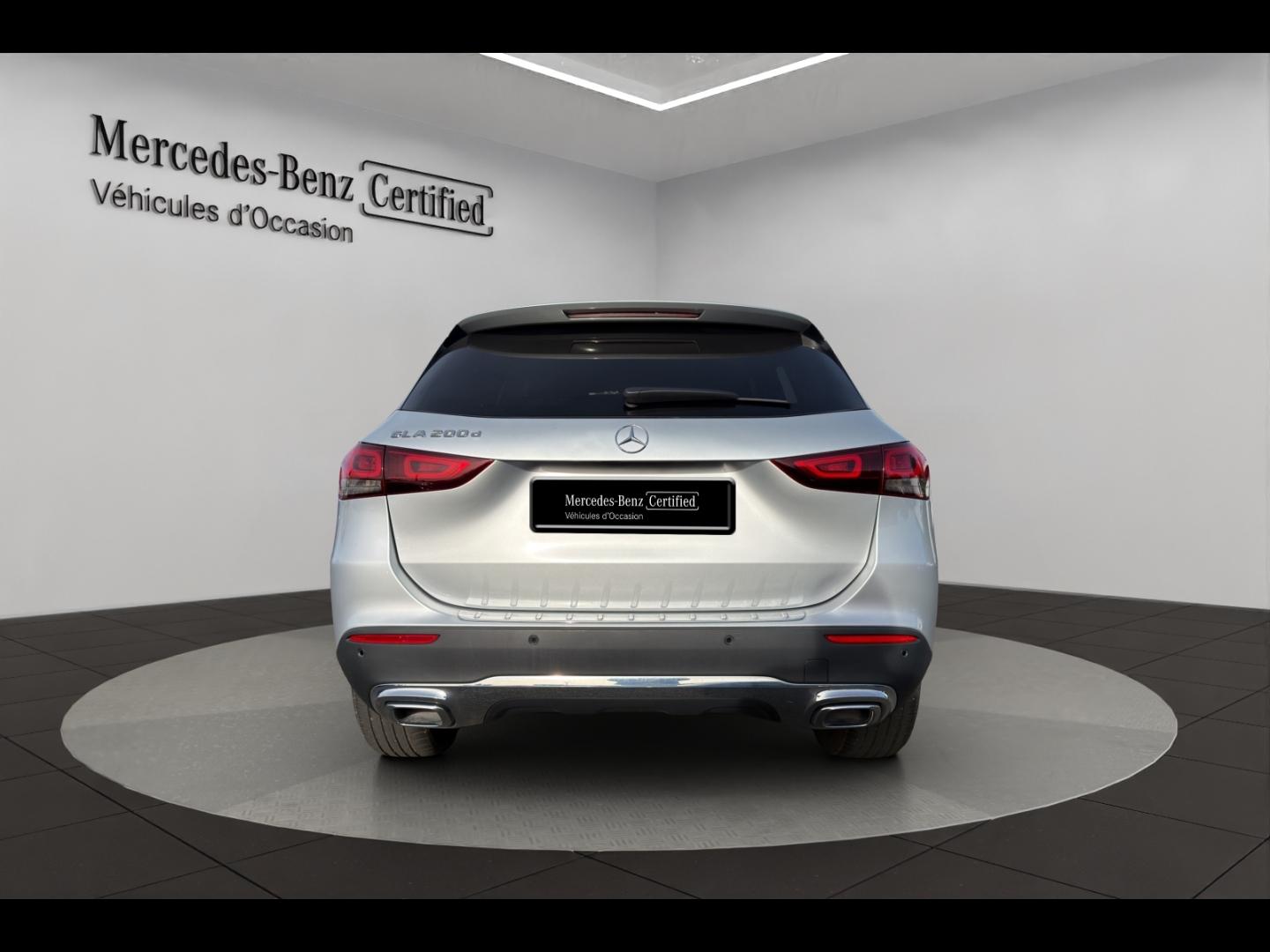 Image MERCEDES-BENZ GLA 200 d 150ch Progressive Line 8G-DCT
