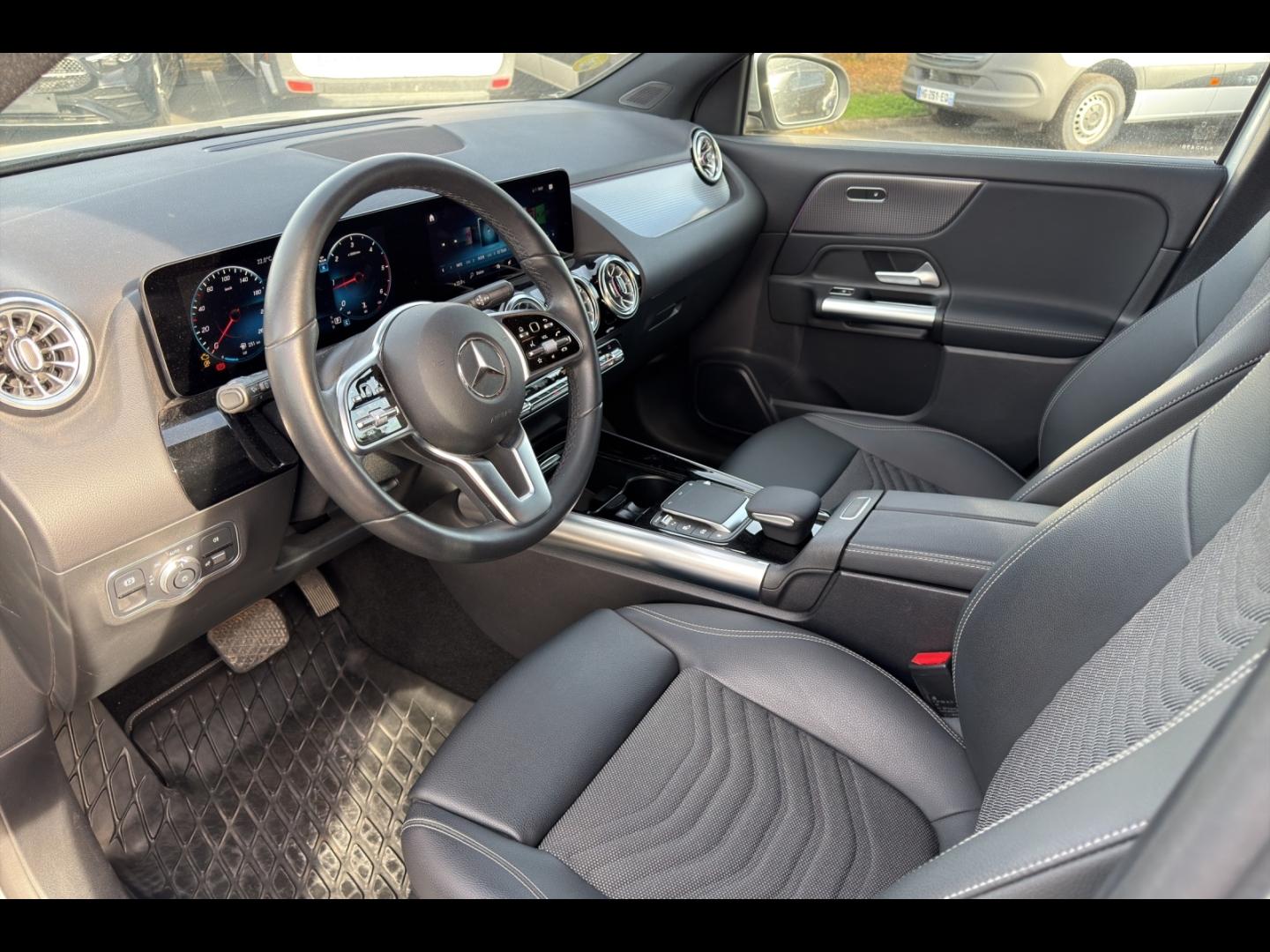Image MERCEDES-BENZ GLA 200 d 150ch Progressive Line 8G-DCT