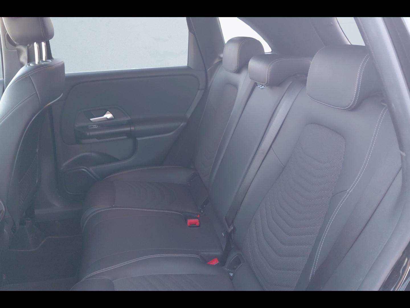 Image MERCEDES-BENZ Classe B 180d 2.0 116ch Style Line Edition 8G-DCT