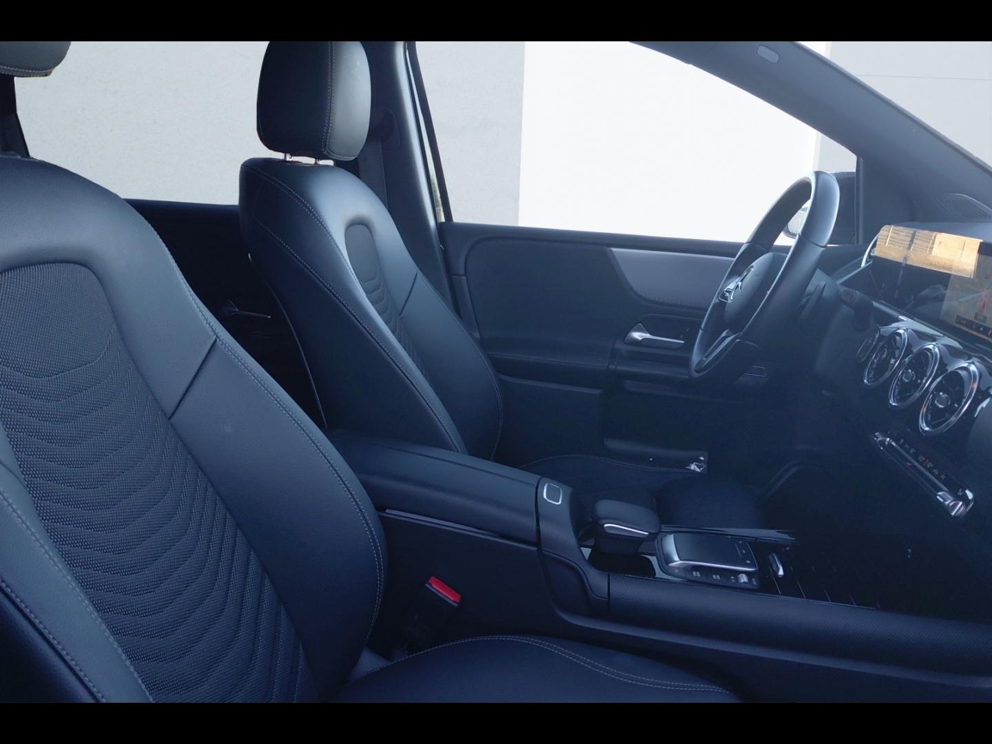 Image MERCEDES-BENZ Classe B 180d 2.0 116ch Style Line Edition 8G-DCT