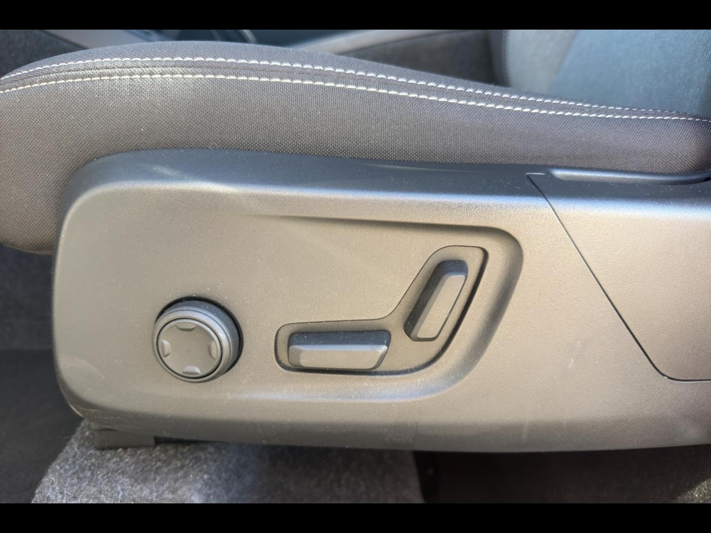 Image VOLVO XC40 B3 163ch Plus DCT 7