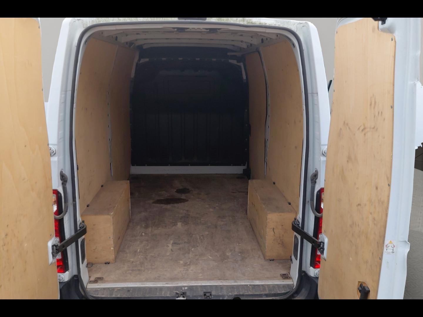 Image RENAULT Master Fg F3300 L2H2 2.3 dCi 135ch Confort Euro6