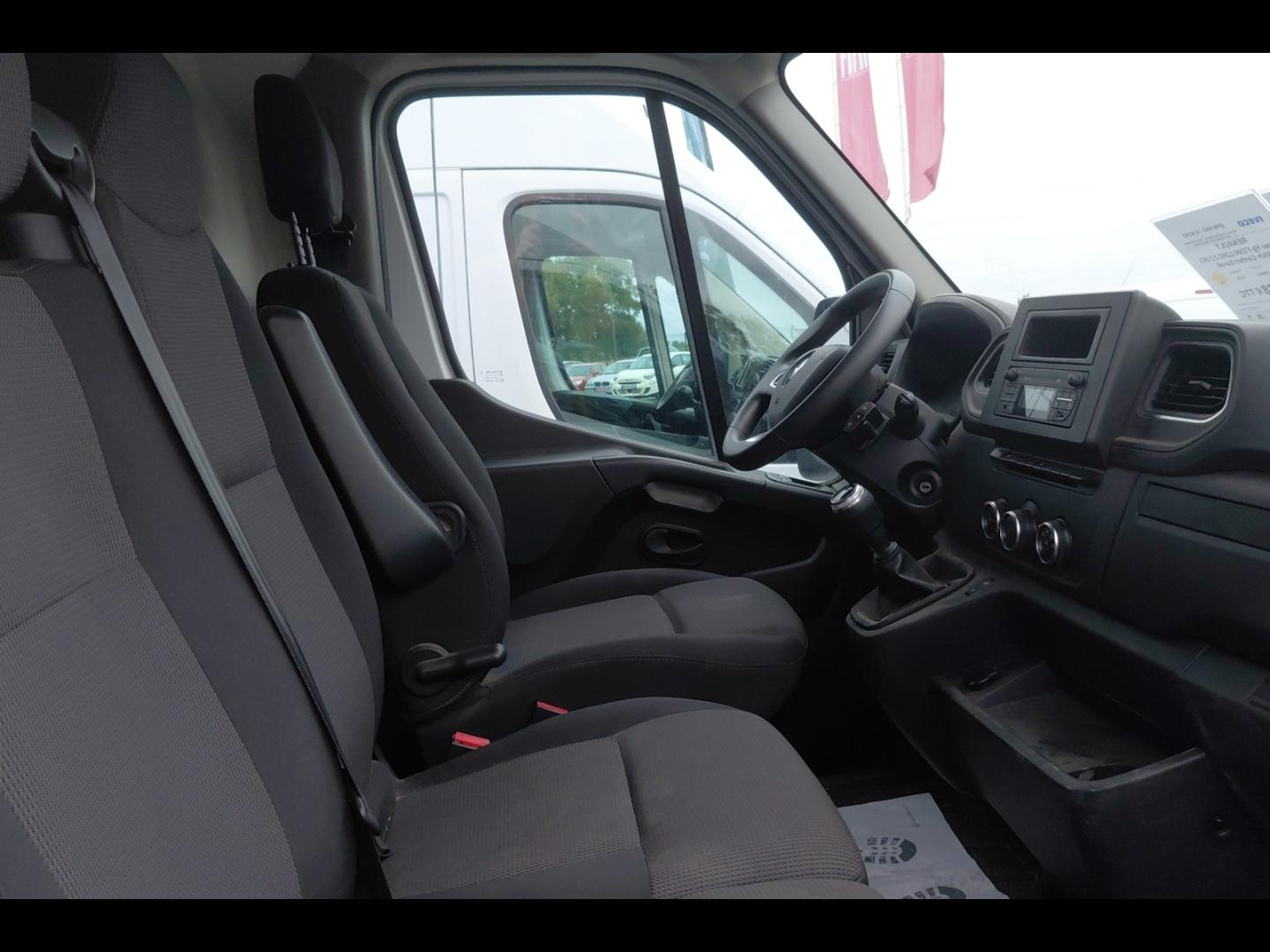 Image RENAULT Master Fg F3300 L2H2 2.3 dCi 135ch Confort Euro6