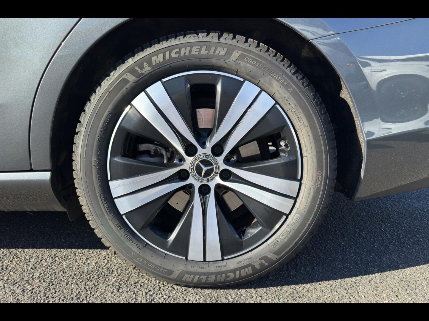 Image MERCEDES-BENZ Classe C 220 d 200ch Avantgarde Line