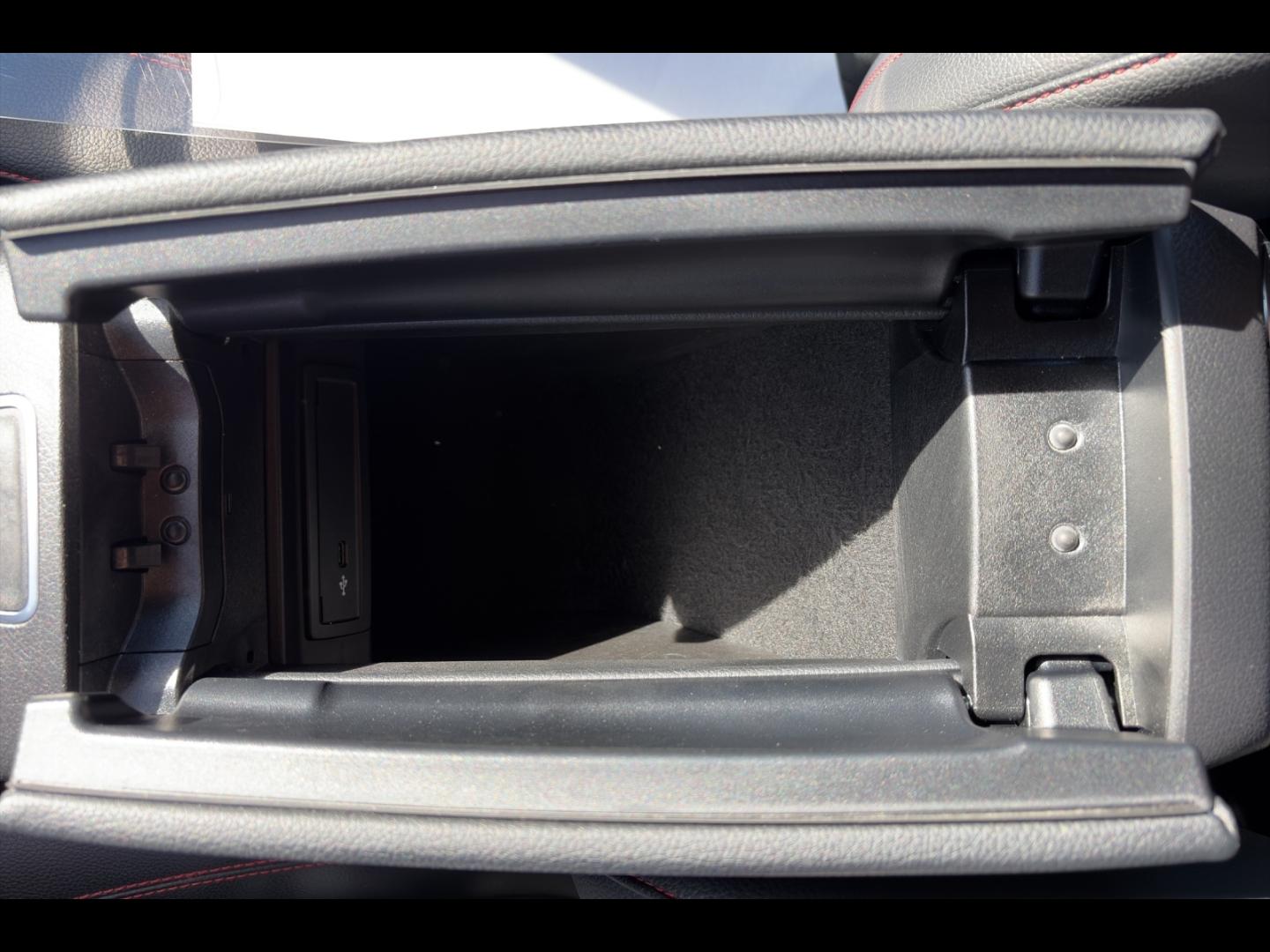 Image MERCEDES-BENZ CLA 180 d 116ch AMG Line 8G-DCT