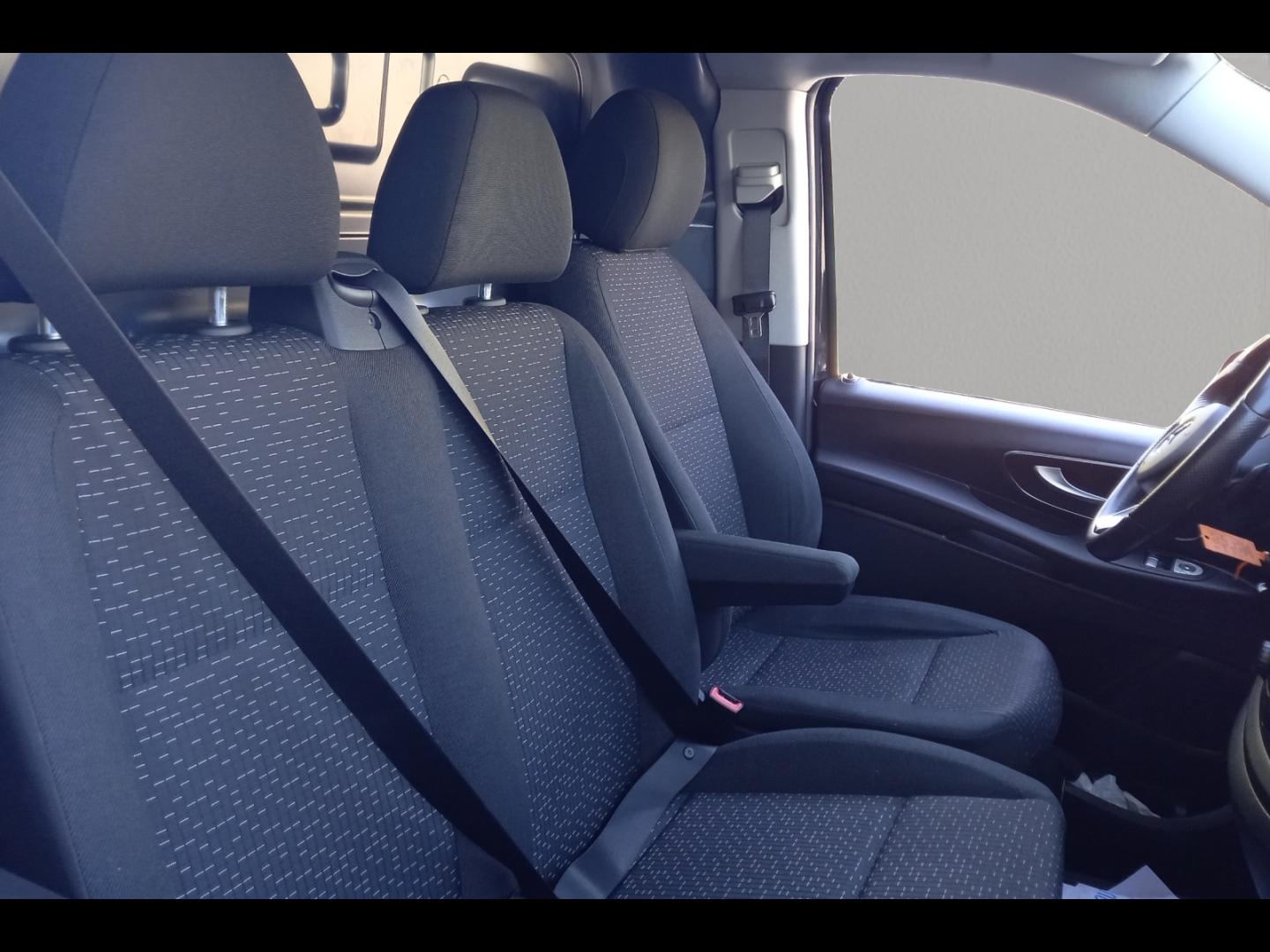 Image MERCEDES-BENZ Vito Fg 119 CDI Compact 4x4 Pro 9G-Tronic
