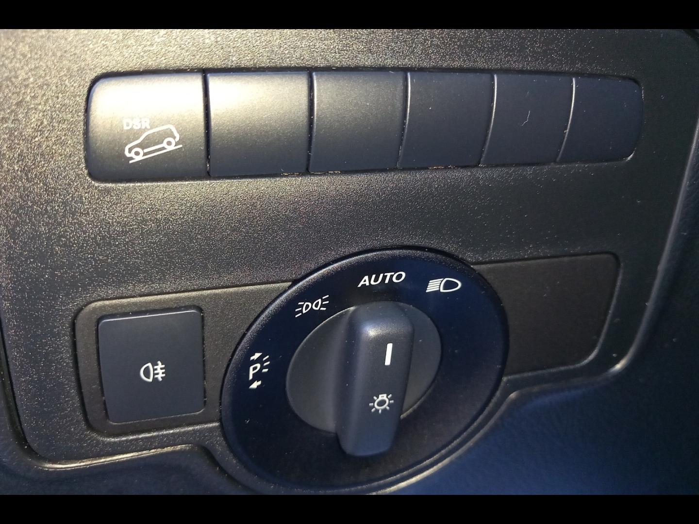 Image MERCEDES-BENZ Vito Fg 119 CDI Compact 4x4 Pro 9G-Tronic